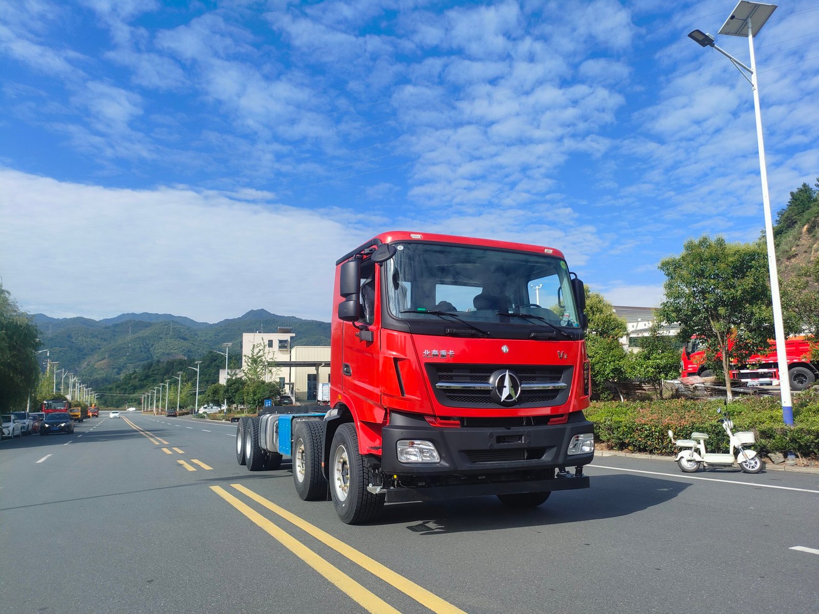 Front view of 8x4 Beiben workover rig chassis